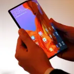 Smartphone pieghevoli, un rischio annunciato?